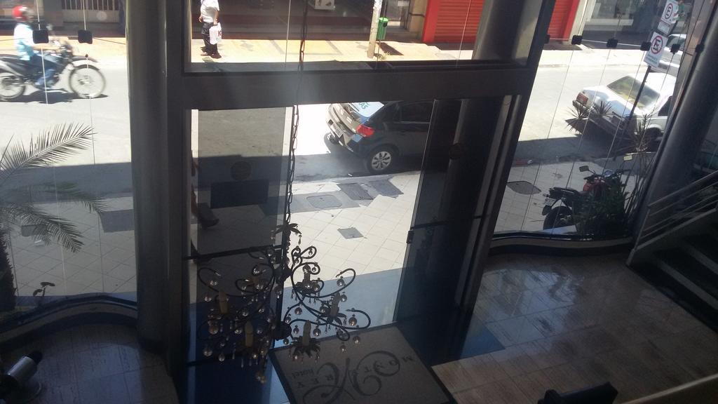 Hotel Monte Rey 蒙蒂斯克拉鲁斯 外观 照片