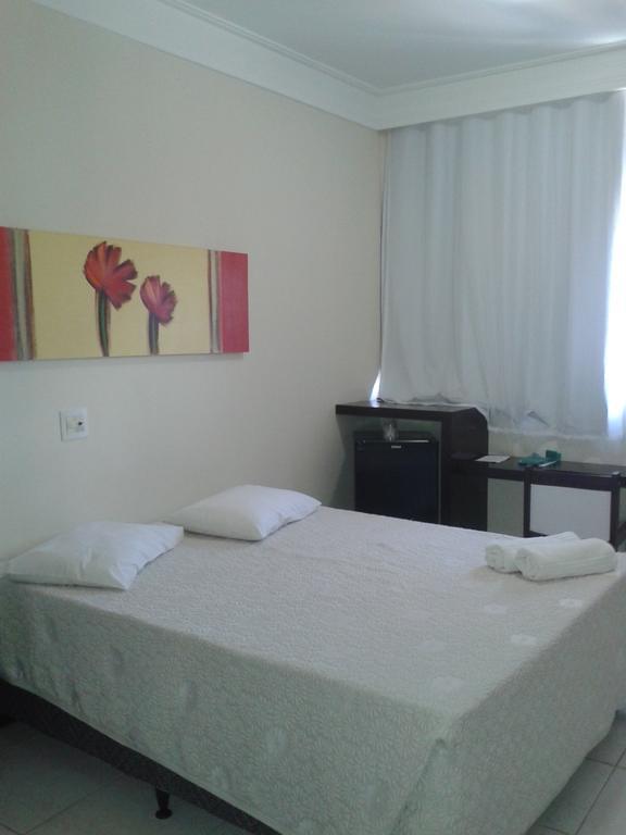 Hotel Monte Rey 蒙蒂斯克拉鲁斯 外观 照片