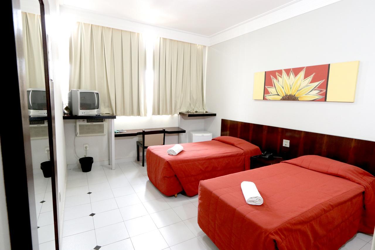 Hotel Monte Rey 蒙蒂斯克拉鲁斯 外观 照片