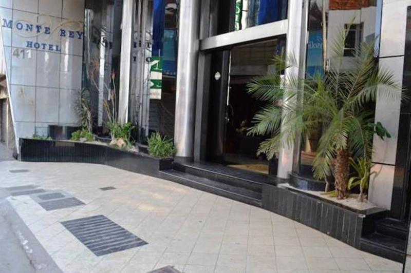 Hotel Monte Rey 蒙蒂斯克拉鲁斯 外观 照片